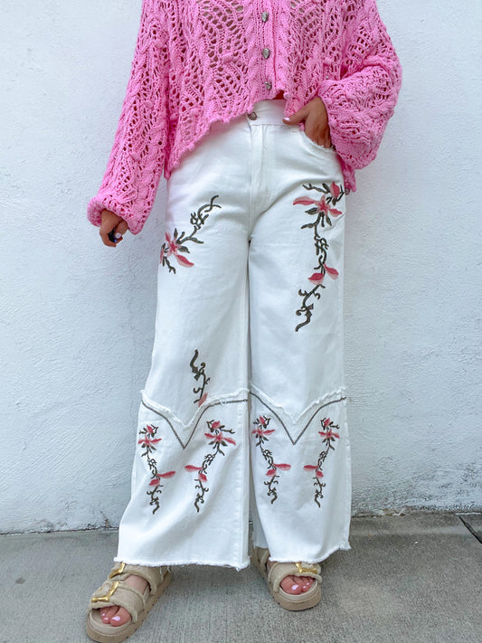 Embroidered Bloom Denim Jeans - WHITE