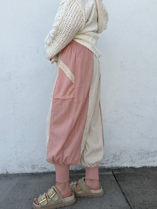 The Coastal Lounge Joggers - PINK