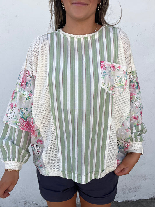 The True Wanderer Floral Top